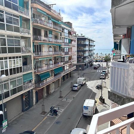 Logement Avec Vue Laterale Mer ปิเนดาเดมาร์ ภายนอก รูปภาพ