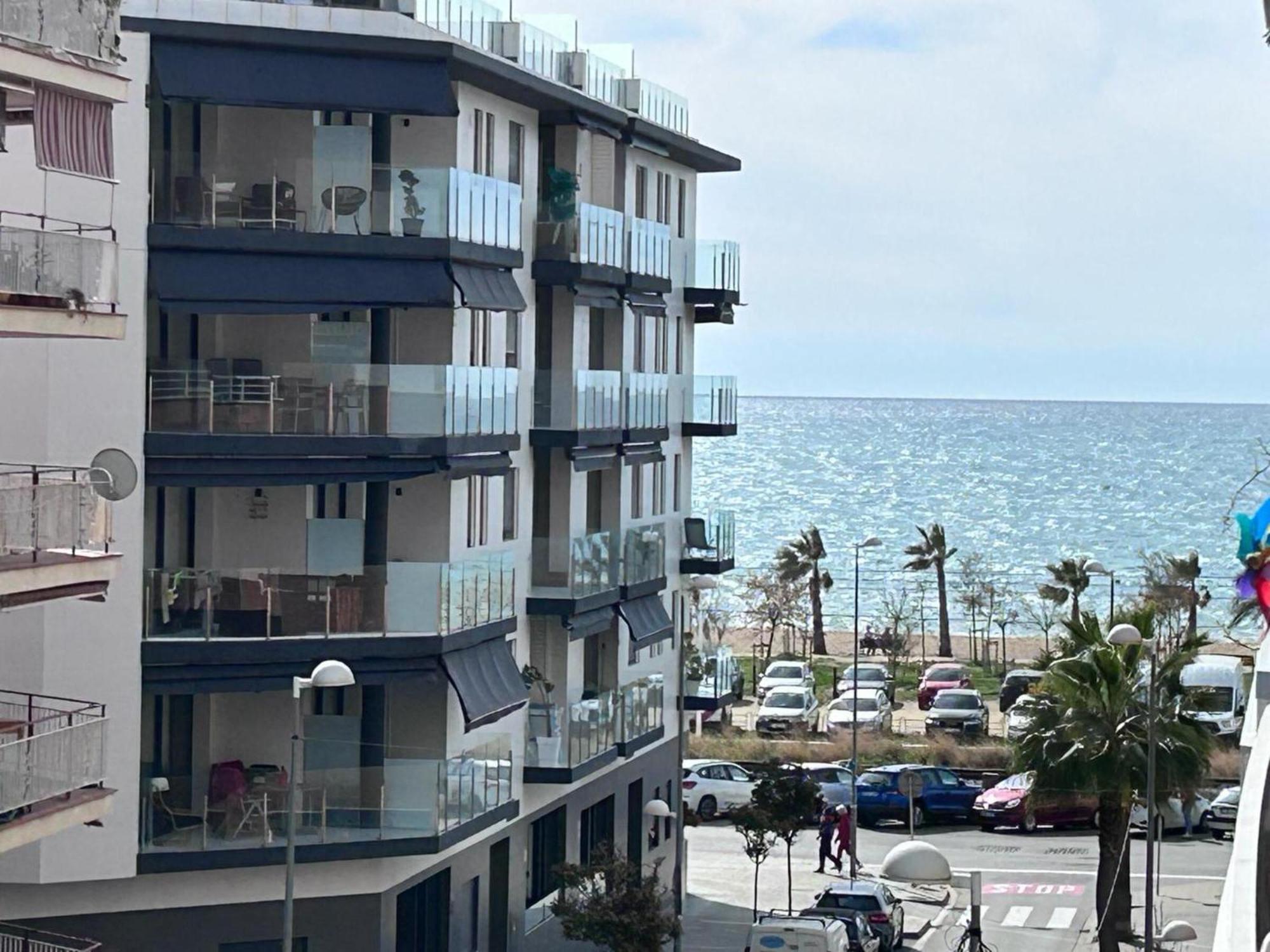 Logement Avec Vue Laterale Mer ปิเนดาเดมาร์ ภายนอก รูปภาพ